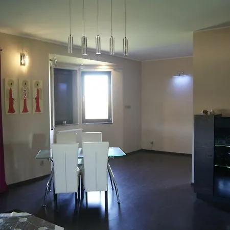 Madame Elegance Homestay